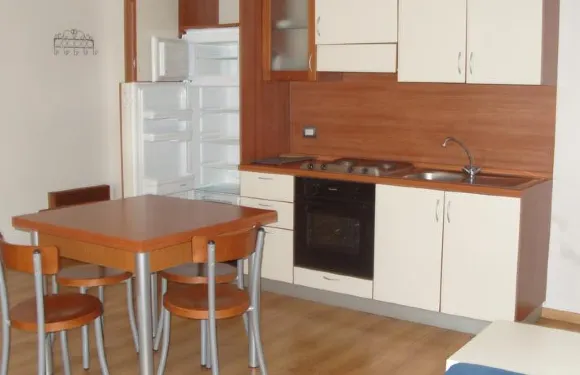 洛薩德温蒂公寓