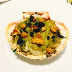 114 Faubourg User Photo