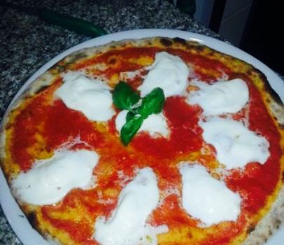 Tommy Bar & Tabacchi PIZZERIA
