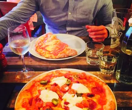 La Bocca Pizza Kitchen