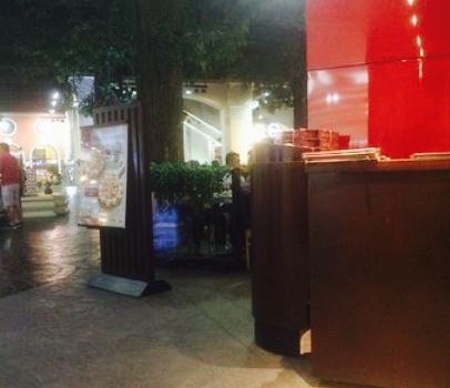 Pizza Hut Ciputra World