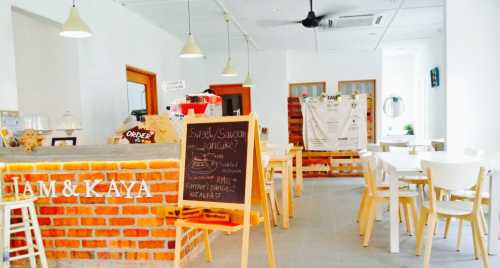 Jam & Kaya Cafe