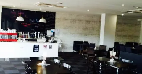 Jolt Bakery Cafe Yeppoon in 옙푼