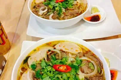 Viet's Top in วานตา