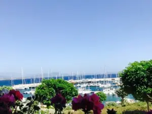 Key-f Restaurant & Cafe