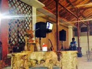 Ahlen Resto Cafe Pangandaran