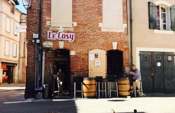 Le Cosy