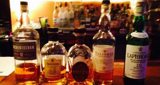 The Blue Rock | Restaurant and Bar