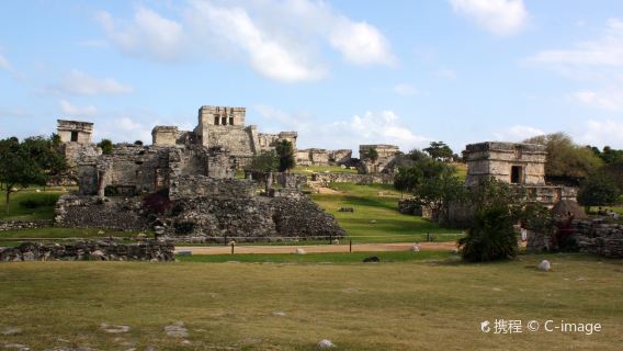 Excursion d'une journée aux cénotes de Chichen Itza à Cancun, au Mexique, incluant le déjeuner et les Billet d'entrée.