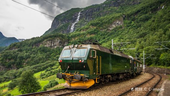 Norway in a Nutshell: Bergen/Oslo round-trip combo ticket for self-guided travel