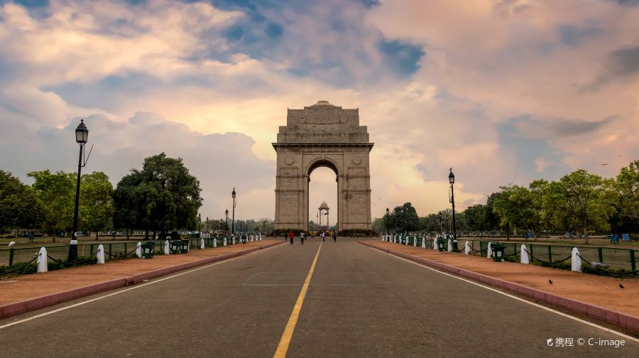 印度全境各類翻譯地陪嚮導包車接送／攝影師跟拍／商務陪同／陪診／旅遊攻略／定制