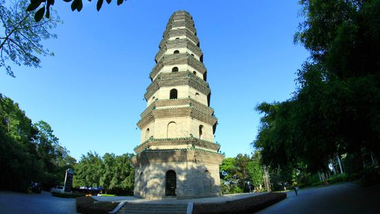 Longxiang Tower