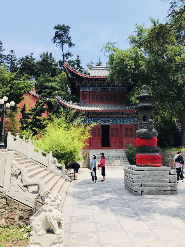 靈山