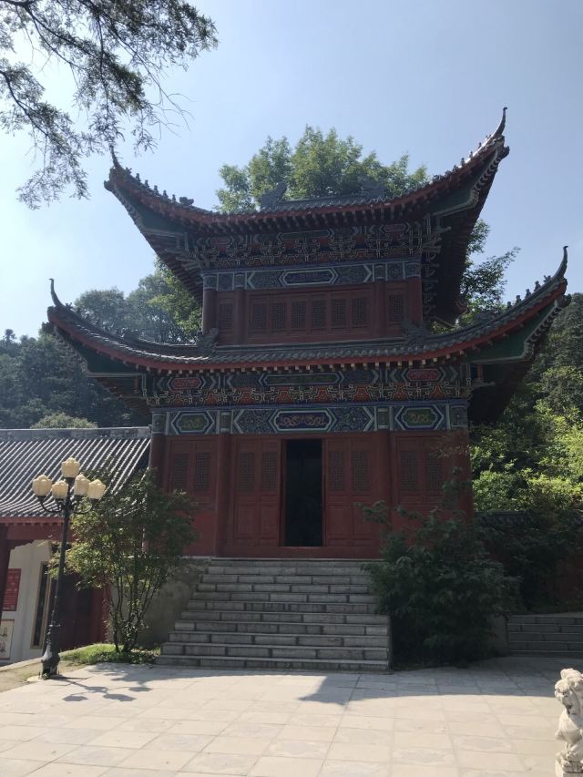 靈山