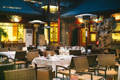 HUA'S RESTAURANT