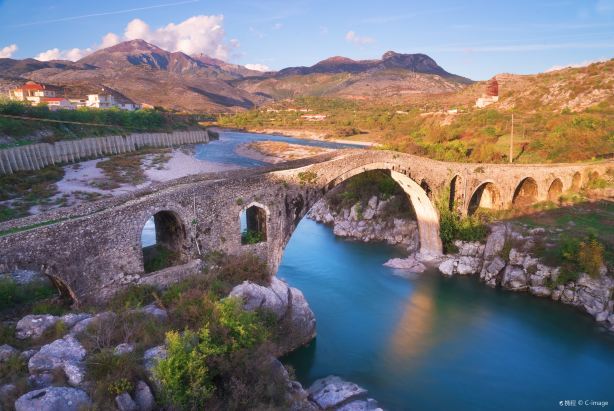 Mesi Bridge