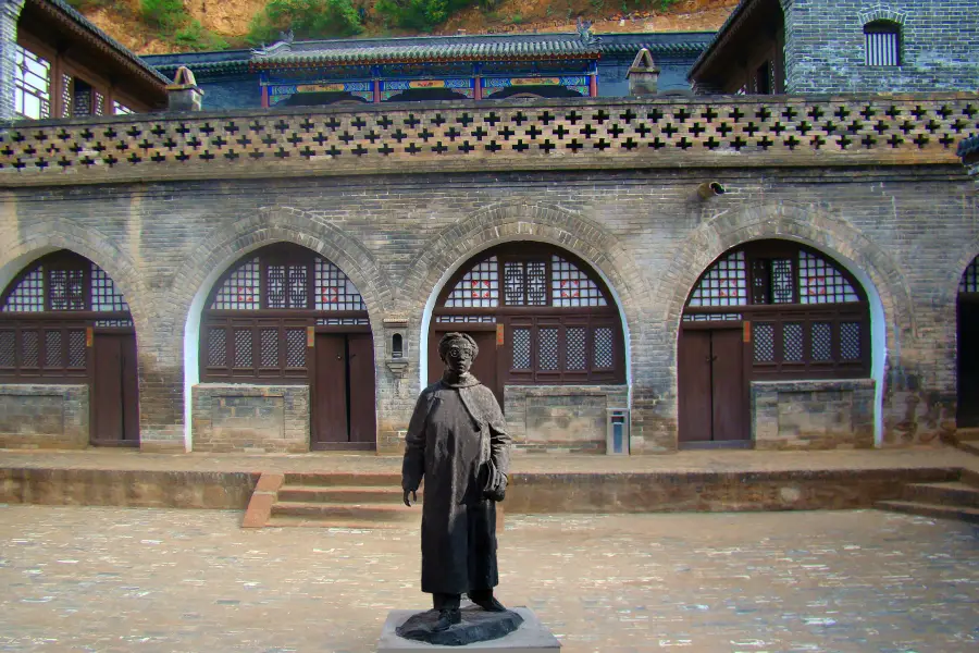 Fengling Dicun Gaojunyu Memorial Hall