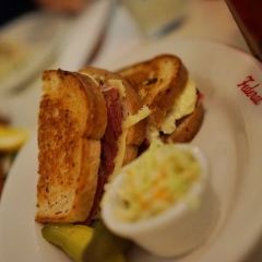 Federal Delicatessen User Photo