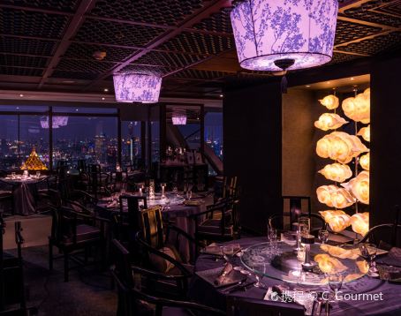 Bai Yun Restaurant at Banyan Tree Bangkok Hotel