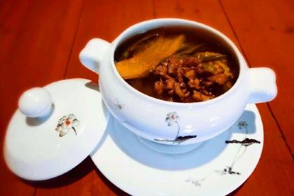 LianHua Ge ChaYi Vegetarian Restaurant