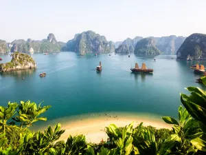 Ha Long Bay