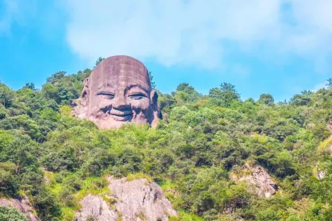 Thousand Buddha Mountain Scenic Area