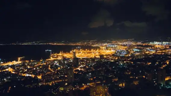 All kinds of translators, Guide , chartered private charter, photographers, business escorts, medical accompaniment, travel guides, customization