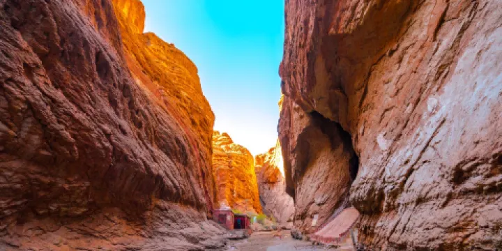 天山神祕大峽谷