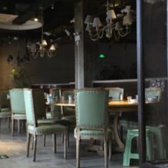 601鱼头泡饭 User Photo