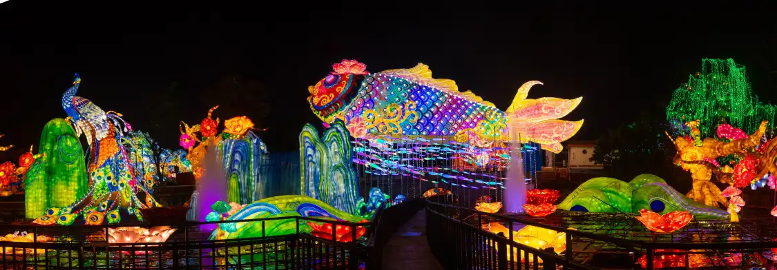 Hotels near Zigong Colored Lantern Park