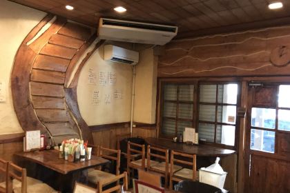 島の食べものや南風