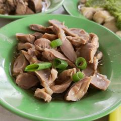 Yue Ping Bean Sprout Chicken User Photo