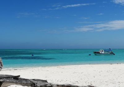 Mengalum Island