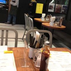 Beef & Liberty ( Shanghai Centre ) Burgers User Photo