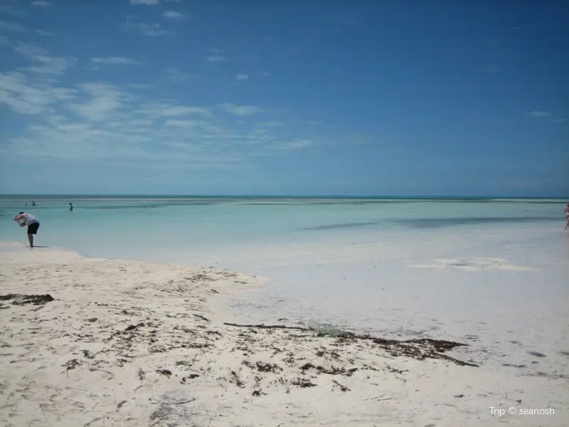 Bolongo Bay Beach