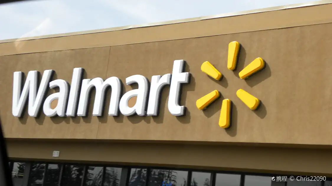 Hotel dekat Walmart