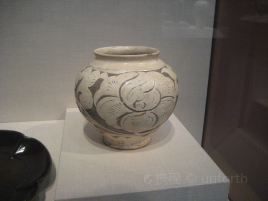 Stoneware Gallery