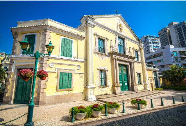 Macau: Heritage and Luxury on the Pearl River Delta
