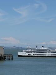 Hornblower Cruises & Events