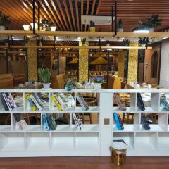 颜姐美食餐厅(宝华中路太阳广场店) User Photo