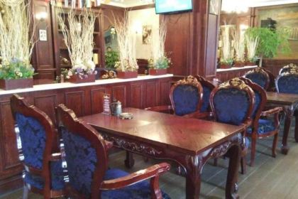 Wenyijiaoniupaiyinyue Restaurant