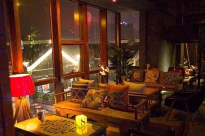 8MM古镇印象酒吧(窑埠古镇店)