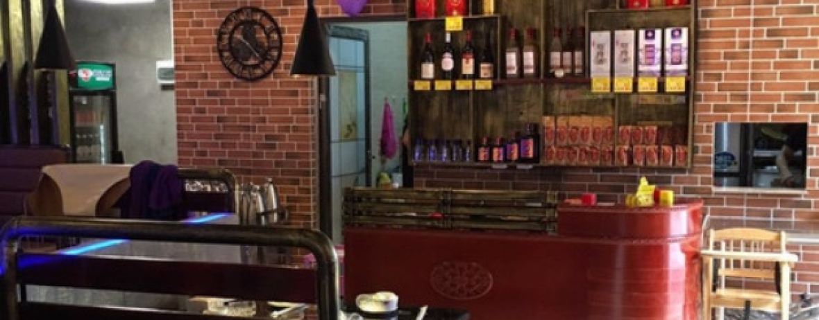 蜀八婆鲍鱼鸡煲虾(环球店)