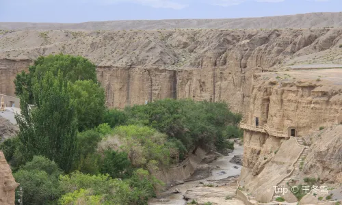 Yulin Grottoes