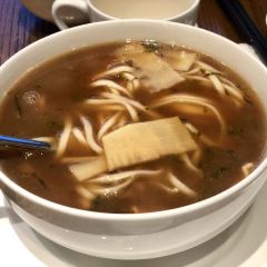 Zi Ｗei Hall User Photo