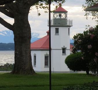 A. very small lighthouse, comp