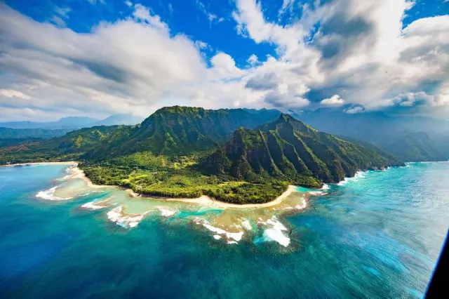 The Best Honeymoon Destinations for Every Type of Couple