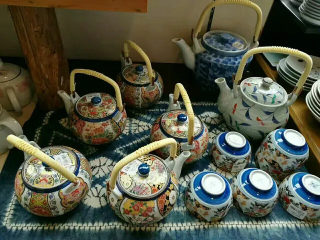 Eight Knacks to Play in Saga