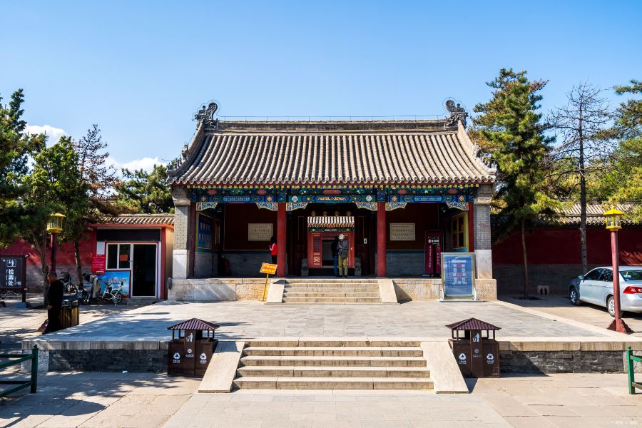 Inner Mongolia University of Technology/Inner Mongolia Gymnasium/Altai amusement park