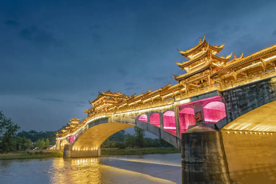 Huanglongxi Gallery Bridge